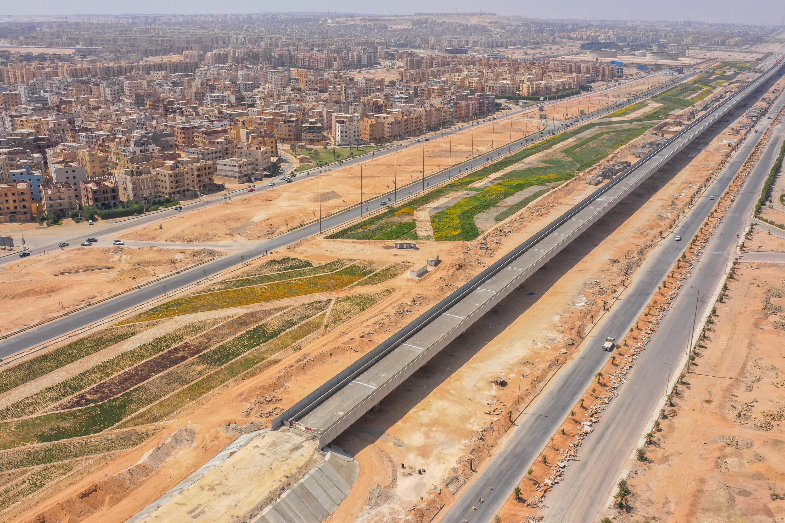 High-Speed Rail Viaduct Hadayek October – Giza