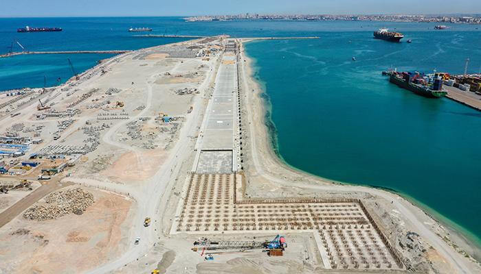 Construction of multi-purpose Terminal at Al-Dekheila Seaport, Berth 100 (Quay Wall)