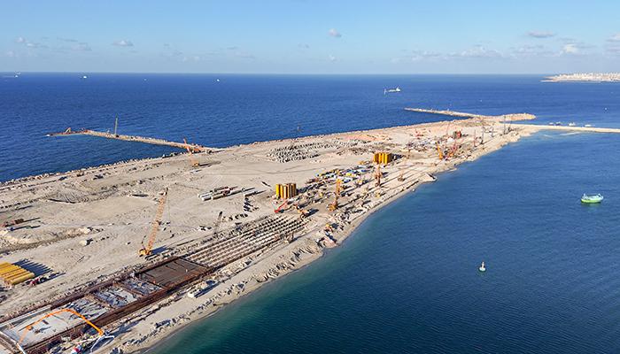 Construction of multi-purpose Terminal at Al-Dekheila Seaport, Berth 100 (Quay Wall)