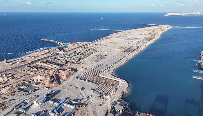 Construction of multi-purpose Terminal at Al-Dekheila Seaport, Berth 100 (Quay Wall)