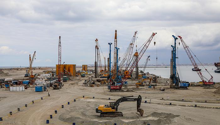 Construction of multi-purpose Terminal at Al-Dekheila Seaport, Berth 100 (Quay Wall)